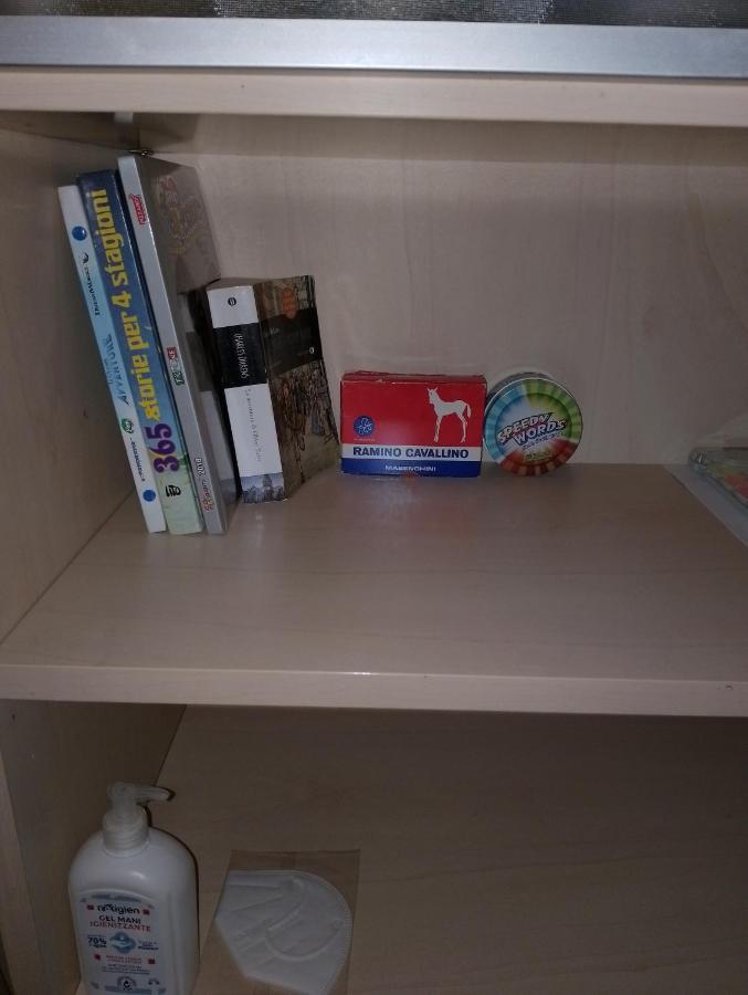 Big Room In Private Appartament, Close To The Station And Center Of City 베르가모 외부 사진